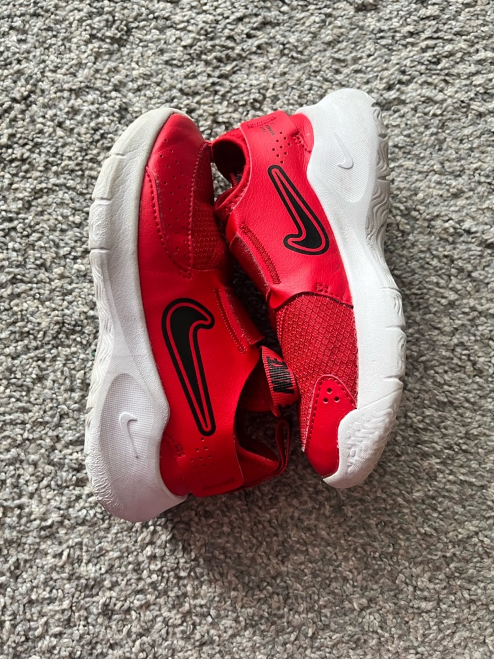 Nike Kids Flex Runner Easy-On Sneakers